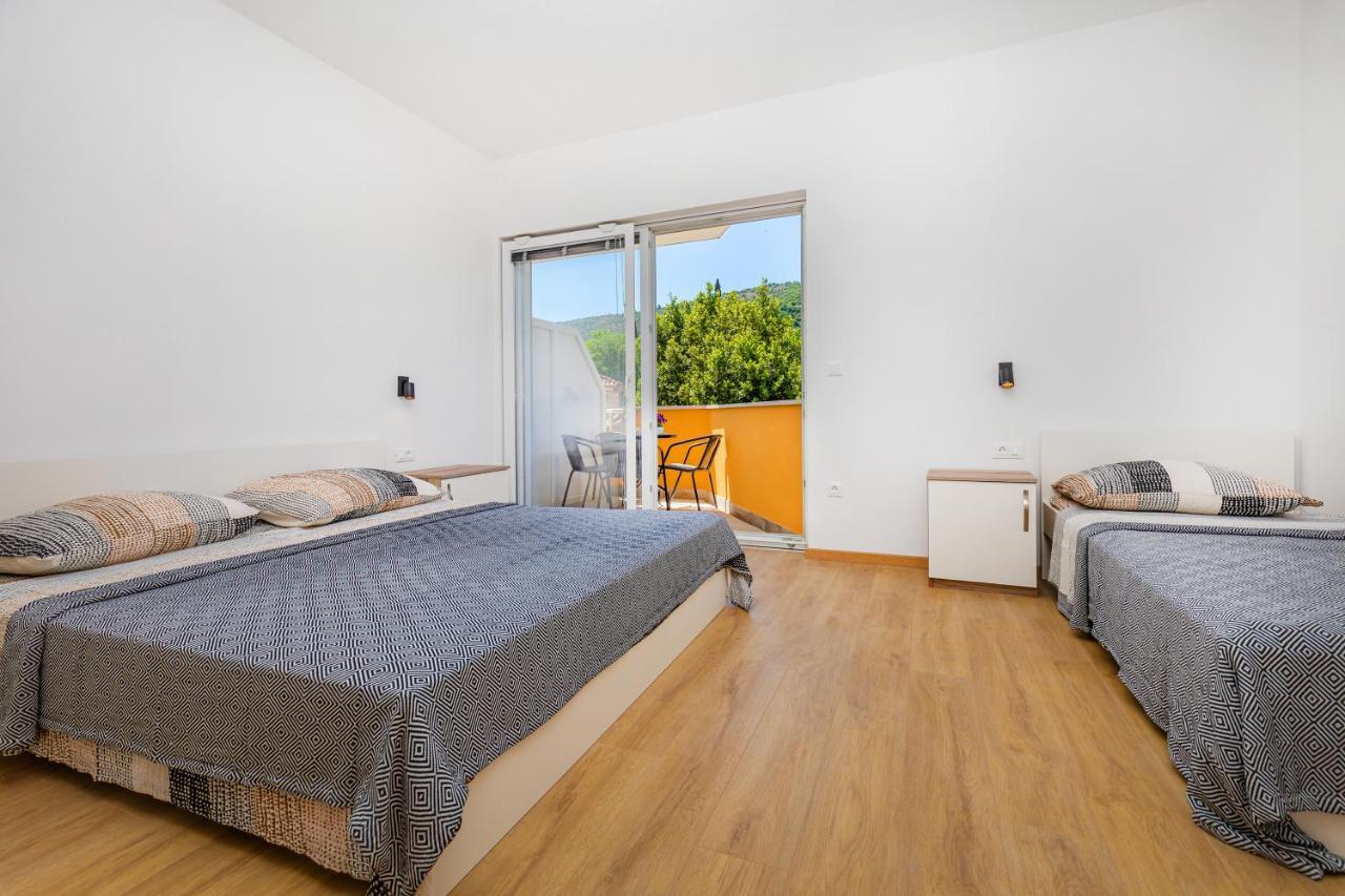 Olive Tree Apartment 1 Prijevor Exteriér fotografie